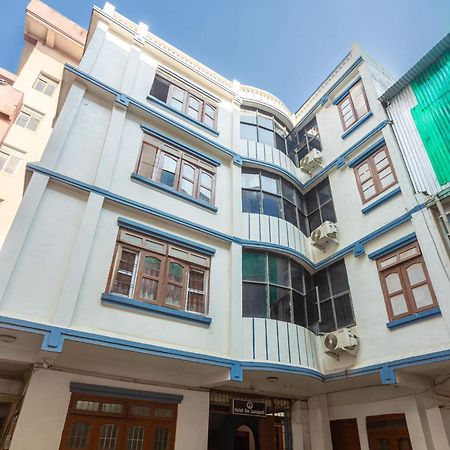 Oyo 808 Hotel Om Ganapati Pvt Ltd Катманду Экстерьер фото